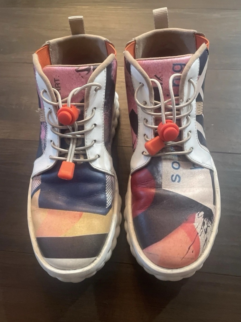 UIN Womens Back to 90's Las Ramblas VIII Art Shoes. Bubble sole. Size 8
